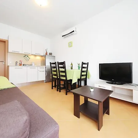 Olive Apartman *